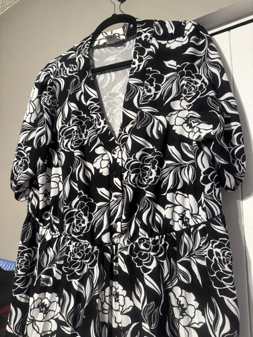 Black White Floral Maxi Dress 3XL | Breezy Boho Summer Frock - Picture 4 of 11